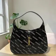 BALENCIAGA ビンテージ ワンショルダーバッグ ハーフムーン ロゴ 総柄 