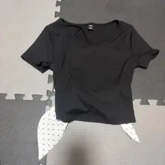 黒 半袖Tシャツ バックリボン付き