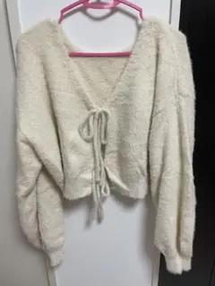 アイボリー Vネック クロップドカーディガン M