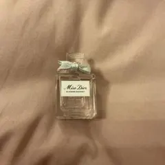 ミス　ディオール　ブルーミング　ブーケ