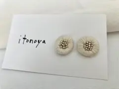 itonoya 刺繍ピアス