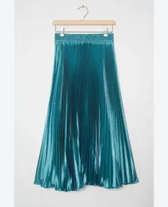 光沢感プリーツロングスカート