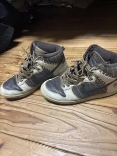 NIKE Dunk High Memphis スニーカーのサムネイル