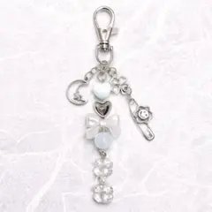 ビーズキーホルダー 緑 クローバー 星 韓国 y2k コレクトブック 平成女児