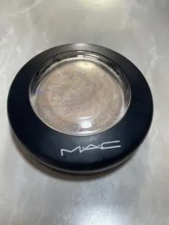 Item thumbnail for item 0791a841-71c2-44f1-85c9-03c3c4430a69