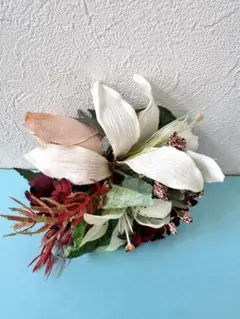 美品　フラダンス 髪飾り ヘアクリップ 白　赤　ボルドー　ゴージャス　花