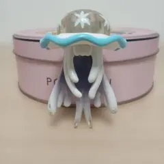 ポケモン　フィギア　モンコレ　ウツロイド