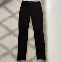 UNIQLOユニクロブラックスキニーデニム ダメージ加工