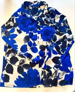 【美品】ZARA ザラ　トップス　長袖シャツ　ブラウス　花柄　xsサイズ