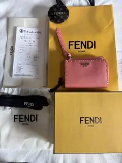 FENDI ピンクレザー三つ折り財布