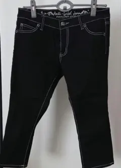 ブラックデニムパンツのサムネイル