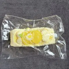 lulu鹿　レモンケーキスクイーズ