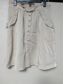 フリルデザイン　スカート