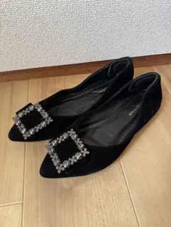 ビジュー付きブラックスエード風パンプス　24.0