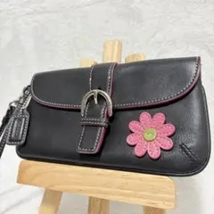 【希少】COACH レザー アクセサリーポーチ クラッチバッグ ソーホー 花柄