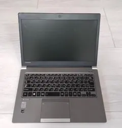 パソコン　東芝 dynabook R63/P　Core i5　4GBのサムネイル