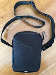 PUMA ショルダーバッグ