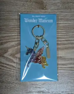 Wonder Museum ステンドグラスキーホルダー Attitude