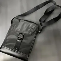 CK ブラック ショルダーバッグのサムネイル