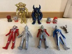ウルトラマン　ソフビ　まとめ売り 約140体 ばら売り不可 希少・廃盤入】ウルトラマン ソフビ まとめ売り11体 ライブサイン付2体