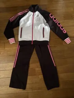 adidas ジャージ jr150サイズ　ホワイト/ブラウン/ピンク
