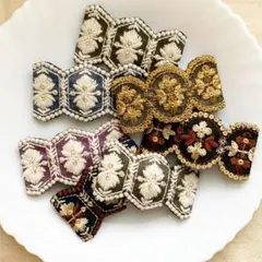 インド刺繍リボンのパッチンピン