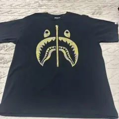 A BATHING APEの大人気シャークTシャツ
