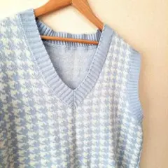 水色 ハウンドトゥース Vネック ニットベスト ブルー　大きめ