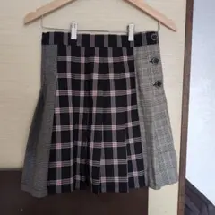 チェックスカート値下げしました