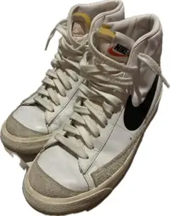 【美品】NIKE ハイカットスニーカー ホワイト/ブラック　27cm