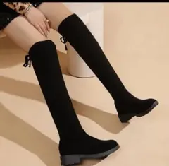 黒色コールテン調のニーハイブーツ