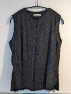 ISSEY MIYAKE 黒前開きフリンジタンクトップ ジレ