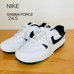 【美品】ナイキ NIKE スニーカー　24.5
