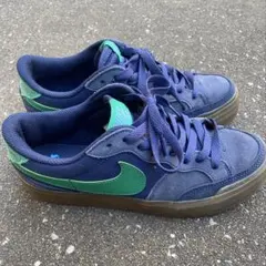Nike ナイキ ネイビー/グリーン スニーカー