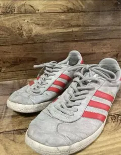 adidas ガゼル　27.5　グレー　レッド　アディダス　スニーカー