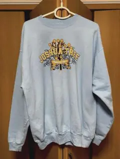 JOSHUA TREE グラフィック トレーナー 水色