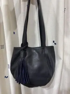 1metre carre レザーバッグ　ネイビーのサムネイル