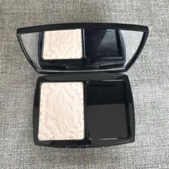 CHANEL VITALUMIERE ECLAT B20 パウダーファンデ - メルカリ
