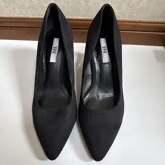 【R&E】ブラックスエードポインテッドトゥパンプス