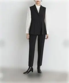 ナチュラルビューティベーシック　テーラーペプラム SETUP テーパードパンツ