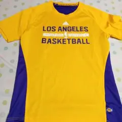 adidas ロサンゼルス・レイカーズ Tシャツ