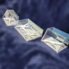 エフトイズ F-Toys 空港ジオラマ風ケース 3点 4機セット - メルカリ