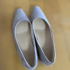グレー スエード ポインテッドトゥパンプス