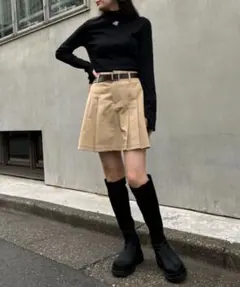 INGNI 合皮ベルト付きプリーツスカパン