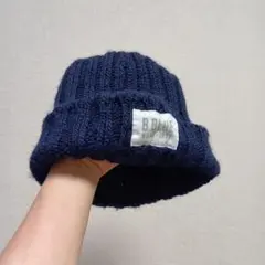 ブルーブルー　ニット帽のサムネイル