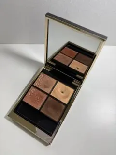 SUQQU シグニチャー カラー アイズ 14 夕琥箔 -YUUKOHAKUのサムネイル