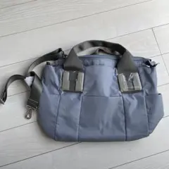 ear PAPILLONNER 樹脂パーツトートバッグ　ブルー