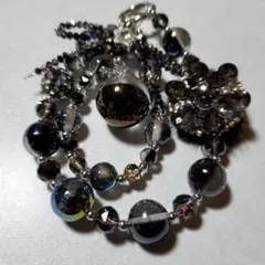 ハンドメイド ビーズストラップ ブラック系