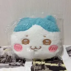 ちいかわ ふわふわフェイスポシェット ハチワレ