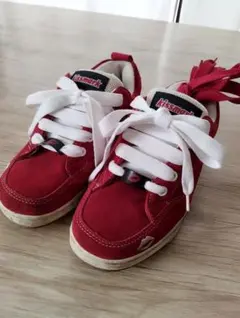 レッド スエード スニーカー EUR 36　キスマーク　おしゃれ